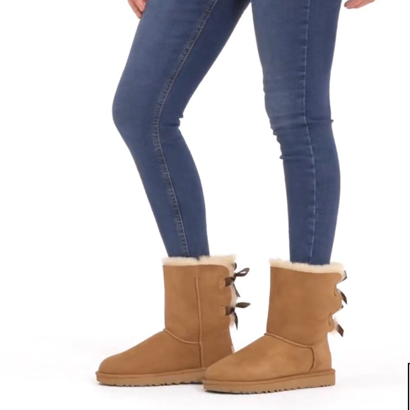NWT Brand new UGG Bailey Bow II - Picture 6 of 13